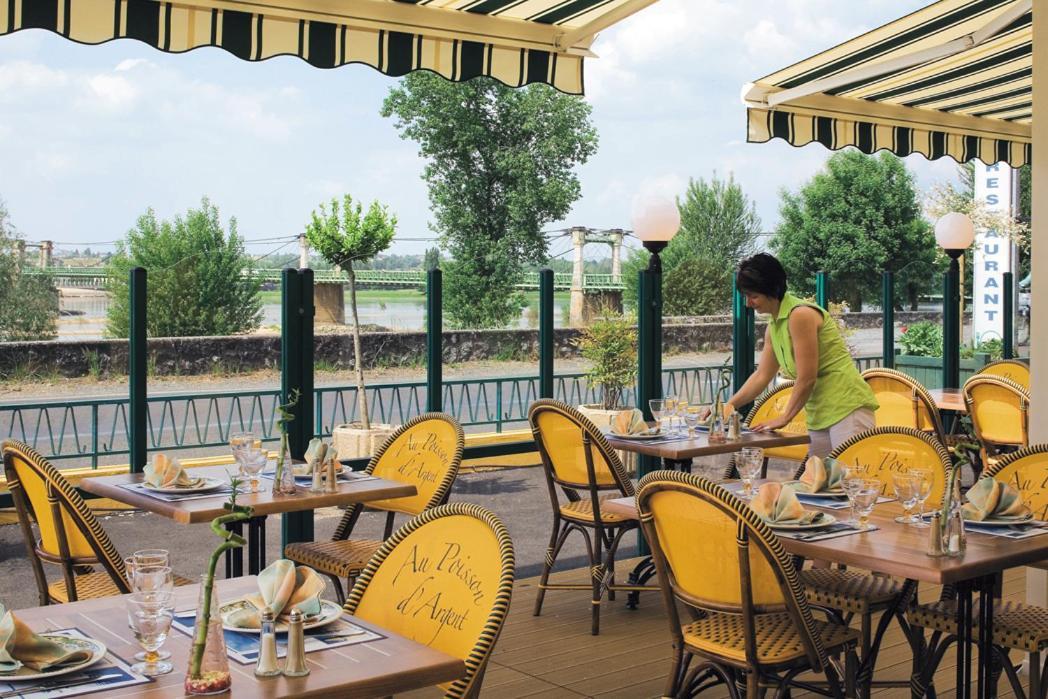 Logis Hotels - Au Poisson D'Argent - Hotel 3 Etoiles Et Restaurant Le Mesnil-en-Vallee Luaran gambar